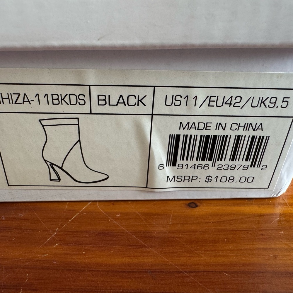 HALSTON Black Stretch Ankle Booties Heels Pointed Toe Size 11 NIB - Picture 10 of 10